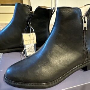 Universal Thread Women’s Boots